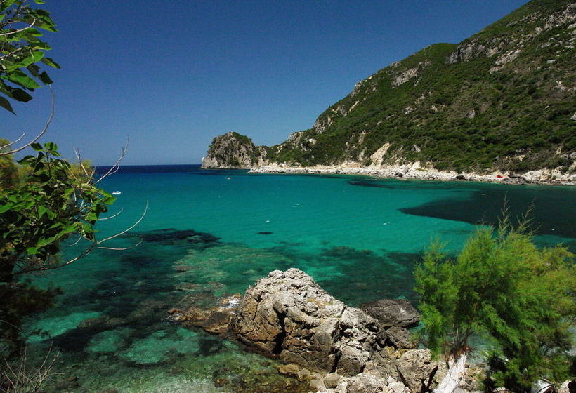 Отель Ithea Suites