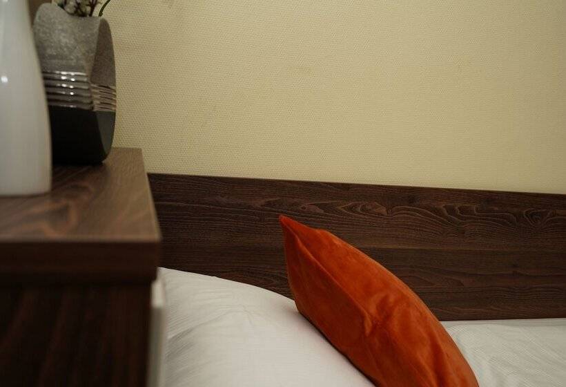 ホテル Little Paris