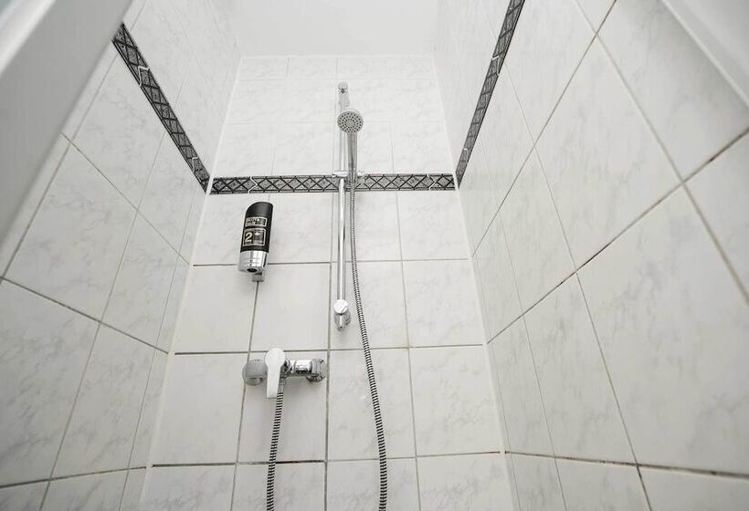 ホテル Little Paris