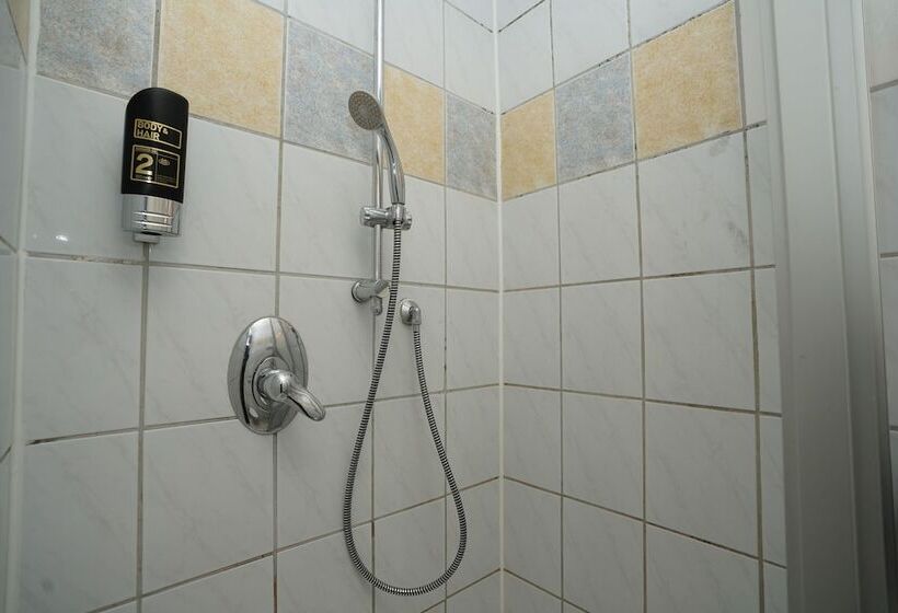 ホテル Little Paris