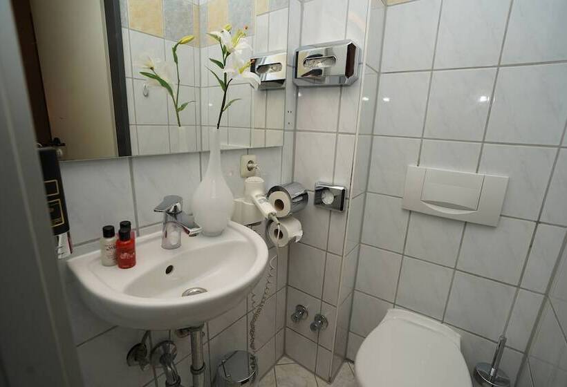 ホテル Little Paris