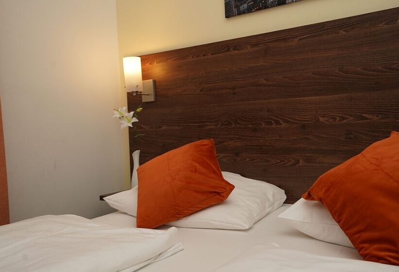 ホテル Little Paris