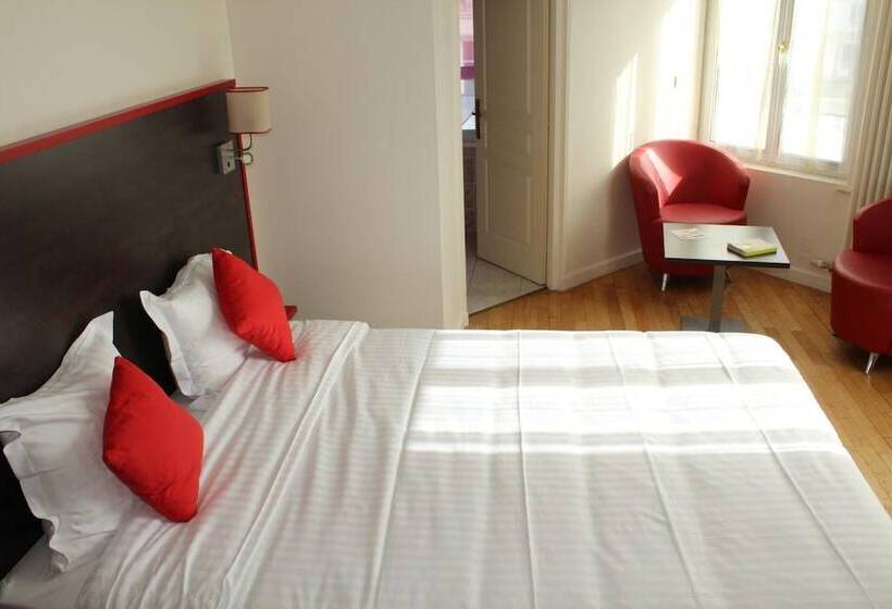 فندق Logis Le Grand