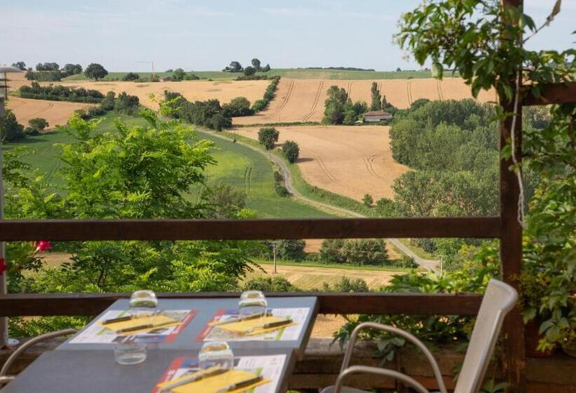Logis Hotels Le Relais Des Deux Vallées Hôtel Et Restaurant