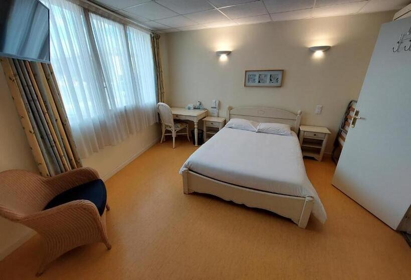 Logis Hotels Le Relais Des Deux Vallées Hôtel Et Restaurant