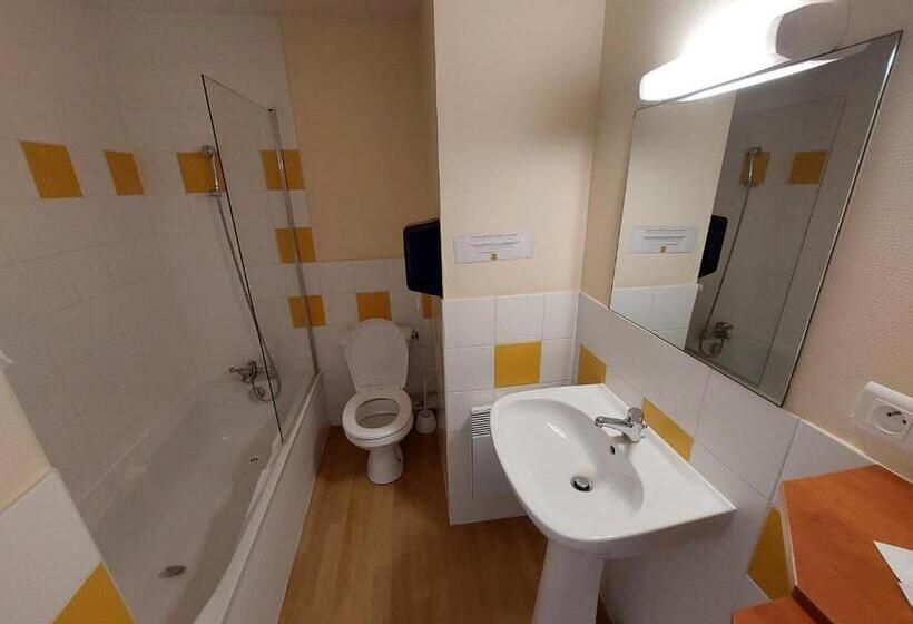 Logis Hotels Le Relais Des Deux Vallées Hôtel Et Restaurant