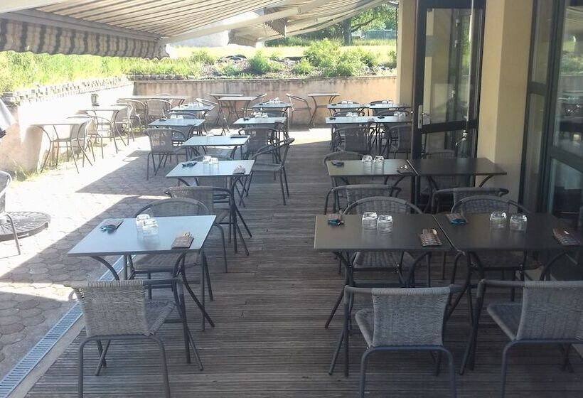 Logis Hotel  Restaurant La Haie Des Vignes Séminaires Et Evènementiel