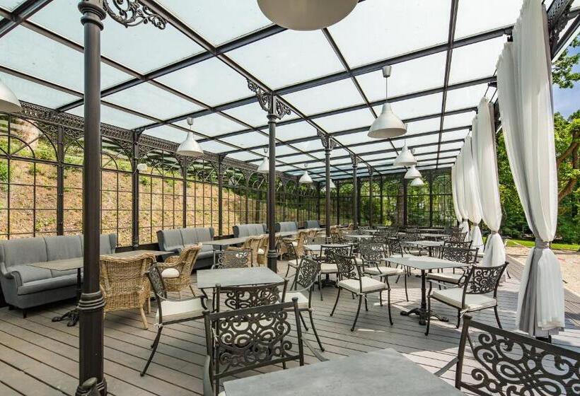 호텔 Malé Versailles