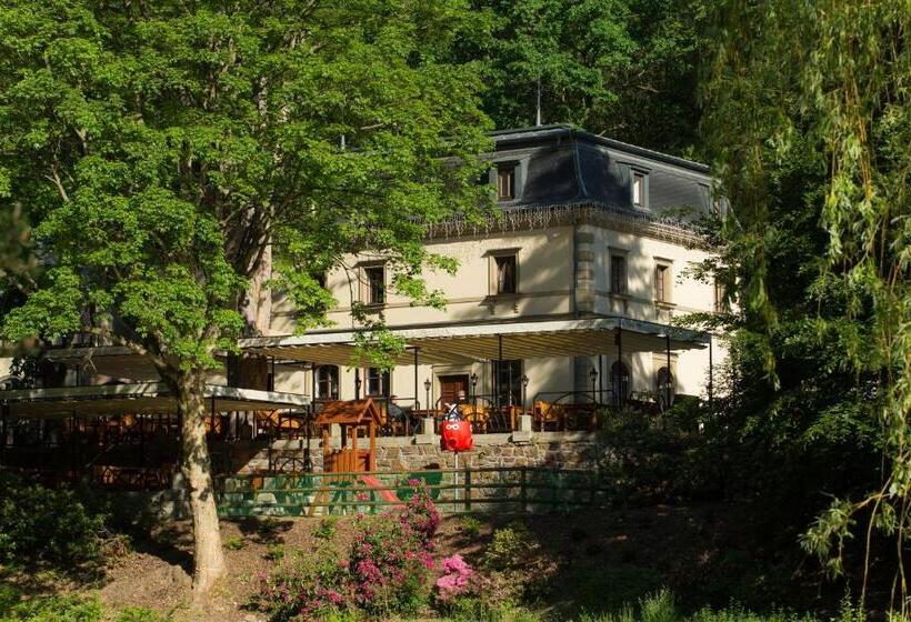 호텔 Malé Versailles