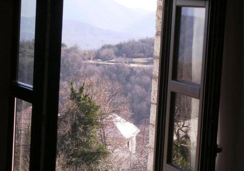 ホテル Monodendri