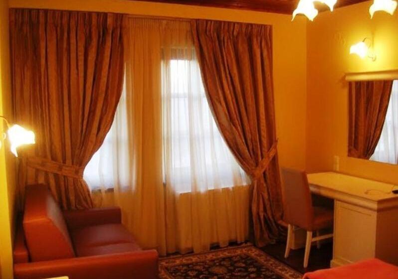 ホテル Monodendri