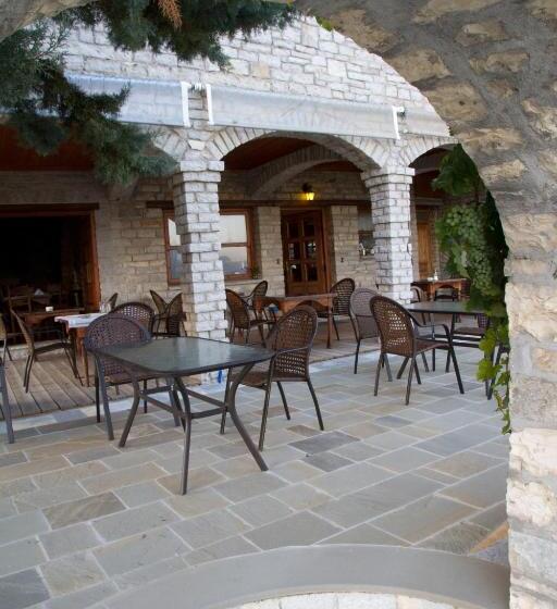 ホテル Monodendri