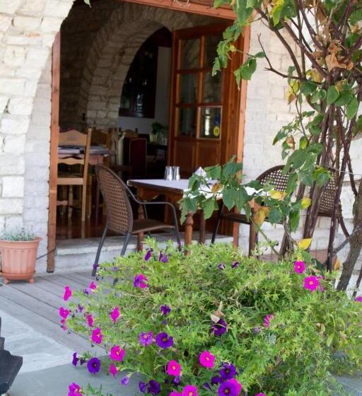 ホテル Monodendri