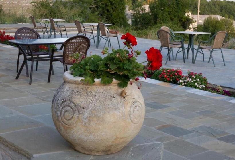 ホテル Monodendri