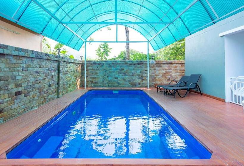 ホテル Naiyang Place   Phuket Airport