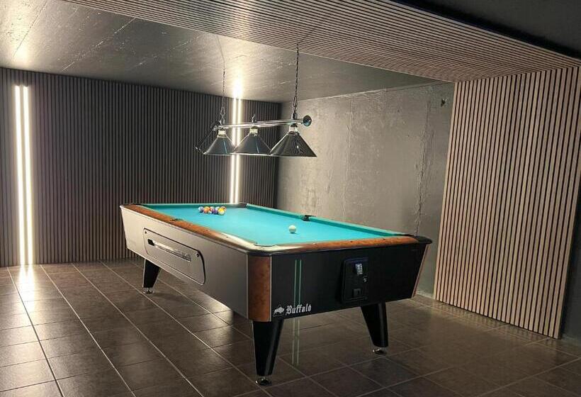 هتل Natur Akureyri