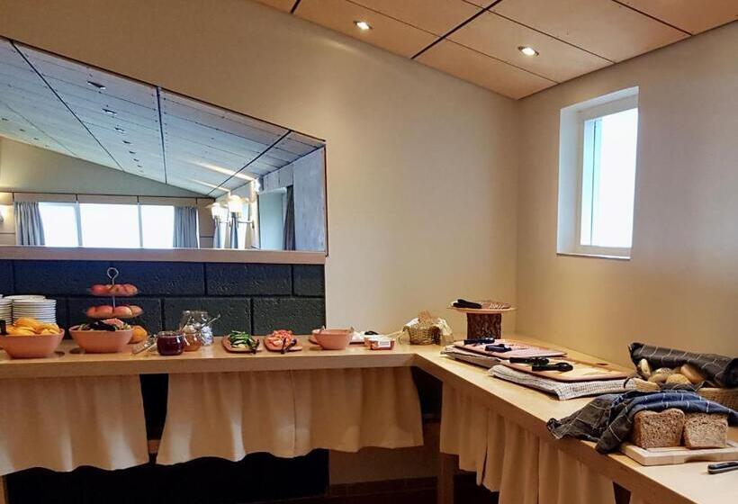 هتل Natur Akureyri