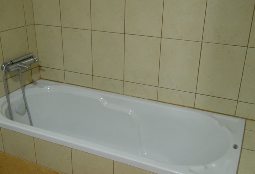 فندق Niriedes Dionyssos Village