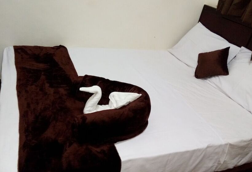 هتل Paradise Boutique