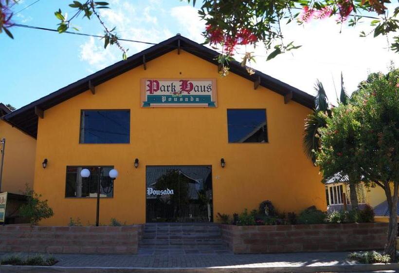 בית מלון כפרי Park Haus