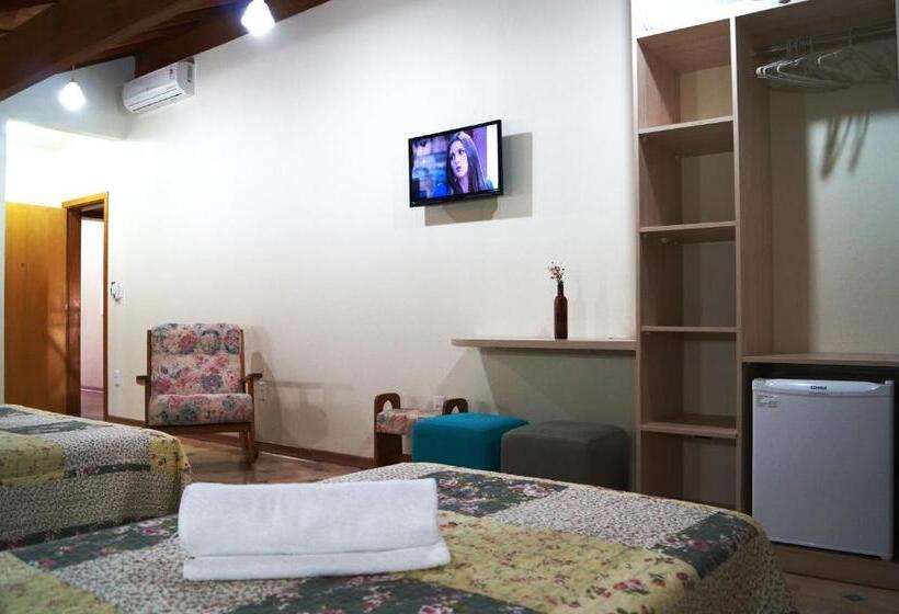 בית מלון כפרי Park Haus