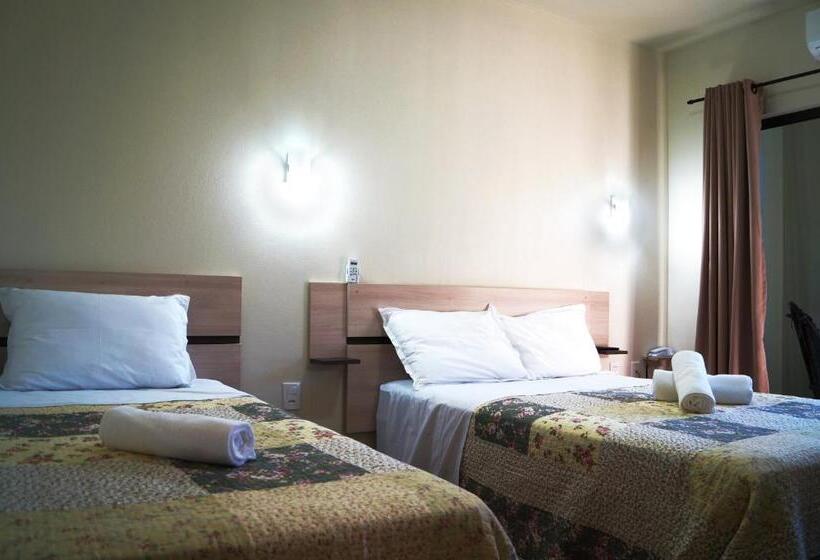 בית מלון כפרי Park Haus