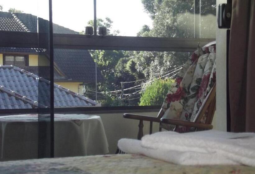 בית מלון כפרי Park Haus