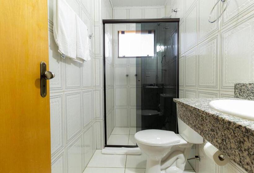 בית מלון כפרי Park Haus