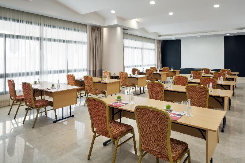 هتل Park Inn By Radisson Makkah Al Naseem