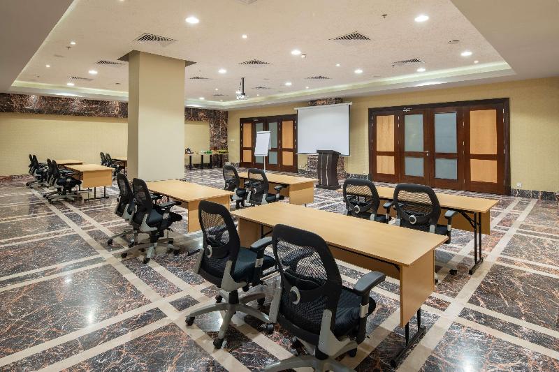 هتل Park Inn By Radisson Makkah Al Naseem