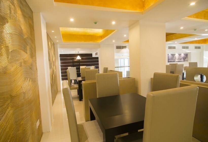 호텔 Platinum One Suites