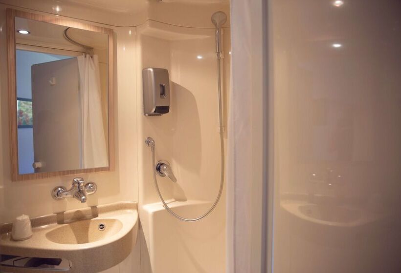 فندق Premiere Classe Roissy  Aeroport Charles De Gaulle