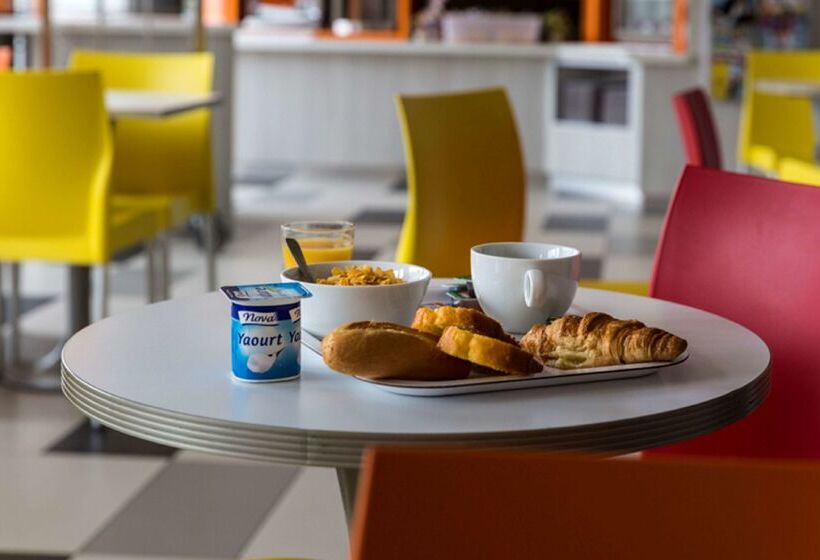 فندق Premiere Classe Roissy  Aeroport Charles De Gaulle