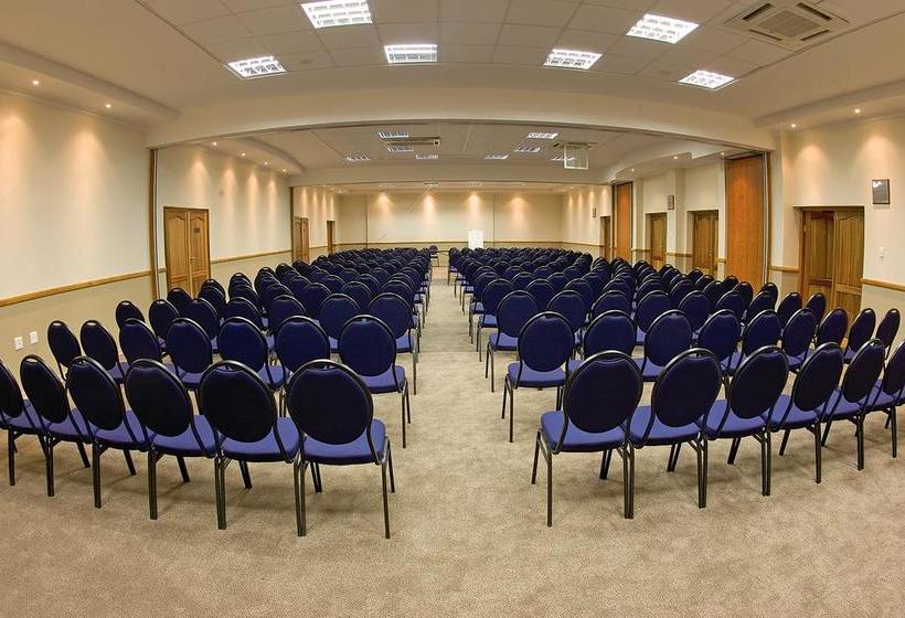 Protea Hotel By Marriott Umfolozi River