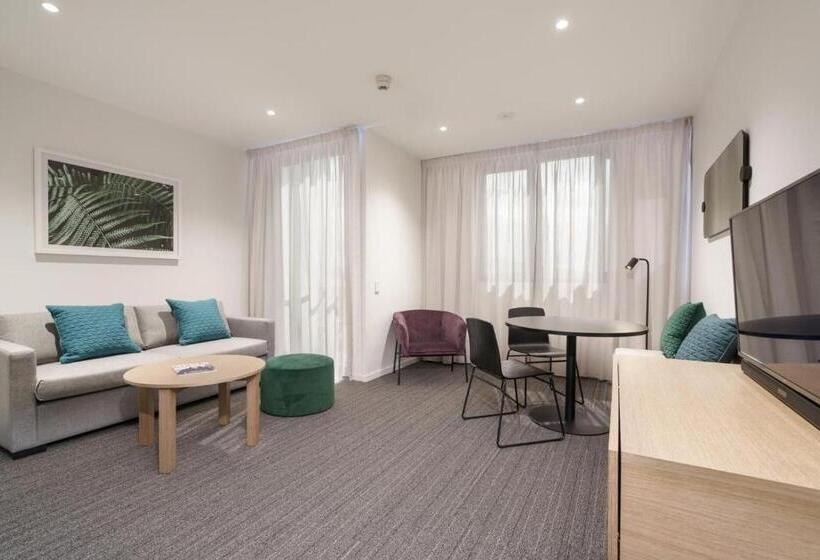 호텔 Quest Springfield Central