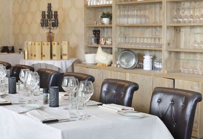 호텔 Resort Résidence Pierre, The Originals Relais