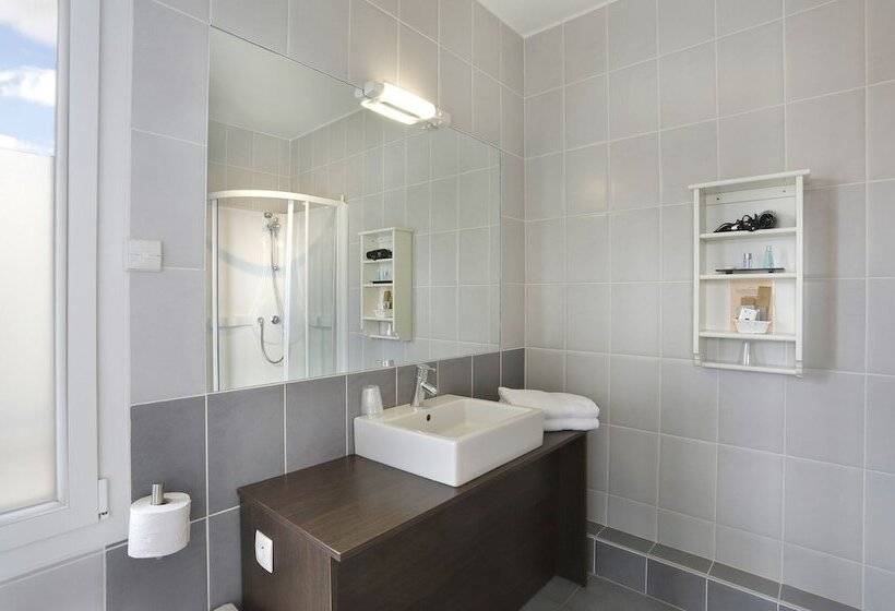 호텔 Resort Résidence Pierre, The Originals Relais