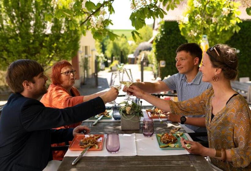 호텔 Romantik Schlossgut Auerstedt