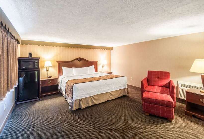 Отель Rodeway Inn & Suites Charles Town, Wv