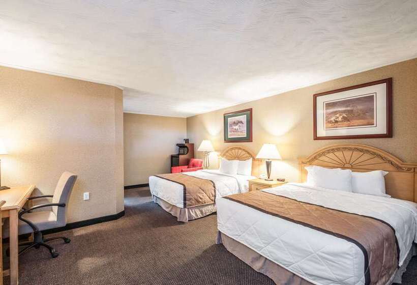 Отель Rodeway Inn & Suites Charles Town, Wv