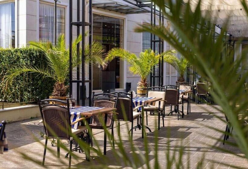 فندق Rome Palace Deluxe All Inclusive Premium