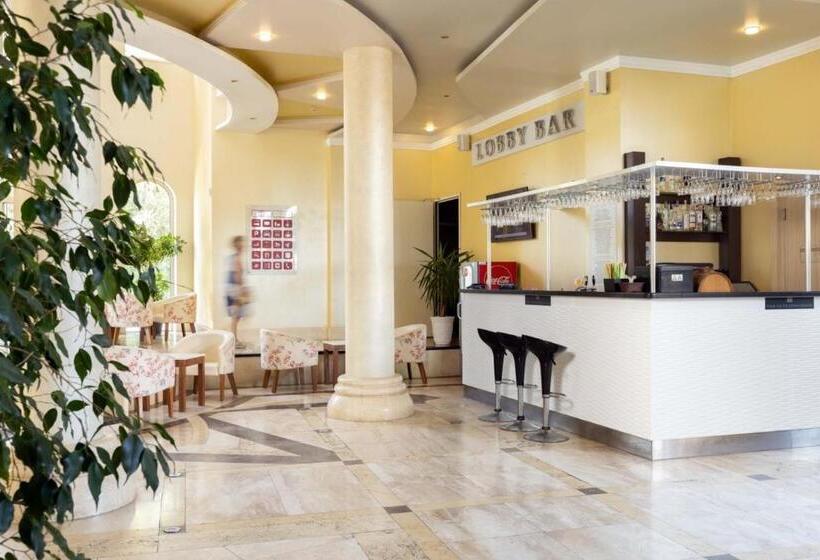 فندق Rome Palace Deluxe All Inclusive Premium