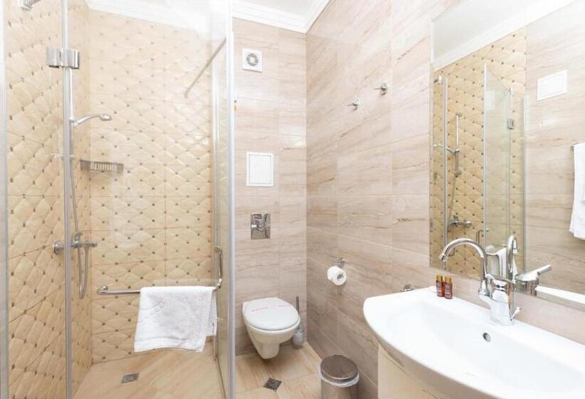 فندق Rome Palace Deluxe All Inclusive Premium