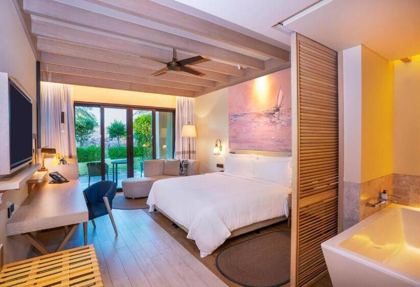 Отель Saadiyat Rotana Resort And Villas