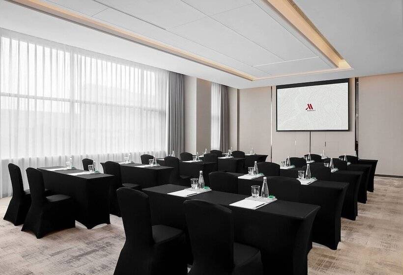 Shanghai Marriott Hotel Kangqiao