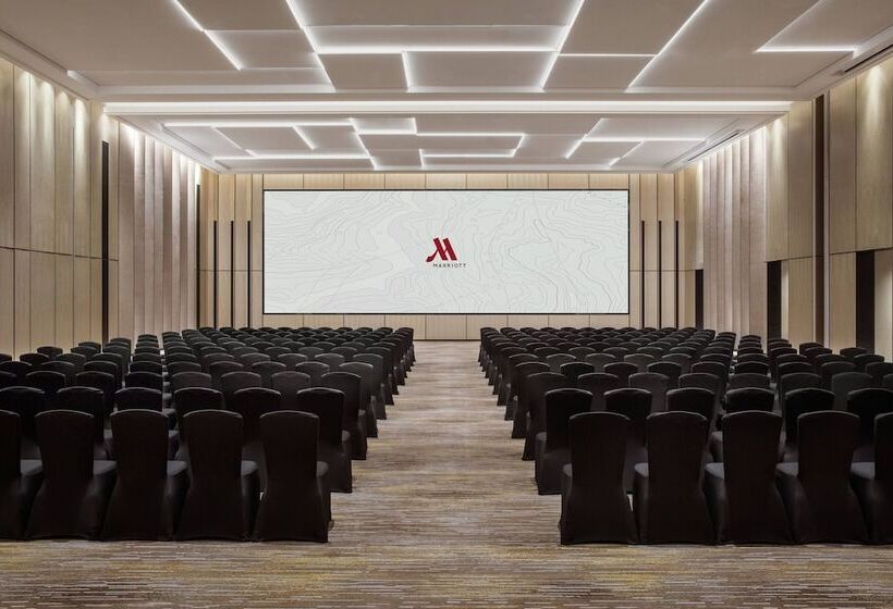 Shanghai Marriott Hotel Kangqiao