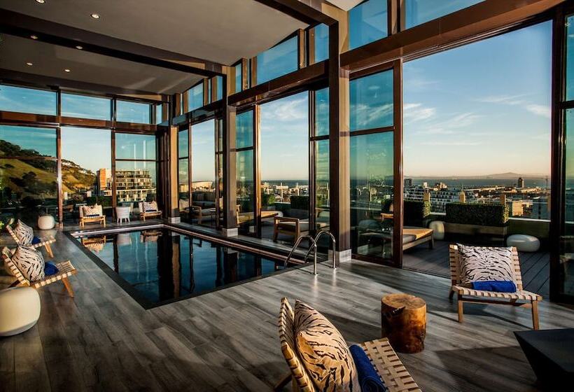 בית מלון כפרי Sunsquare Cape Town City Bowl