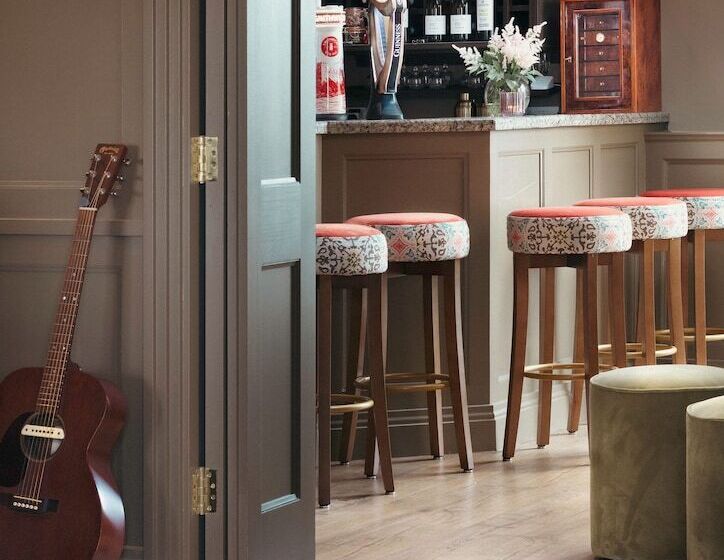 בית מלון כפרי Teach De Broc