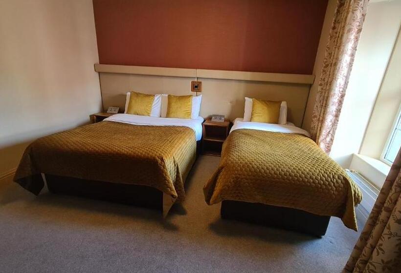 酒店 The Farnham Arms