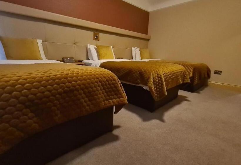 酒店 The Farnham Arms